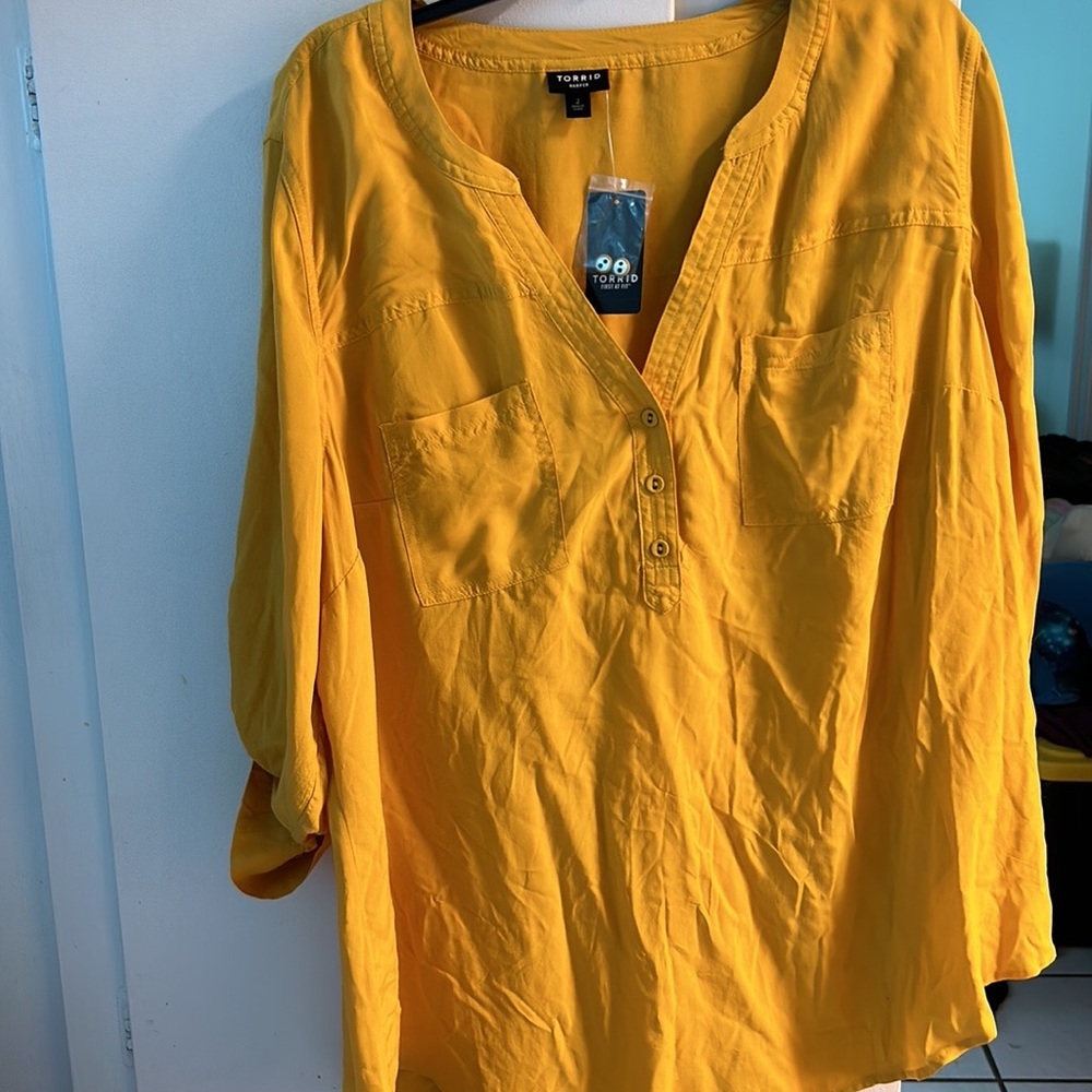 NWT Yellow Torrid Shirt